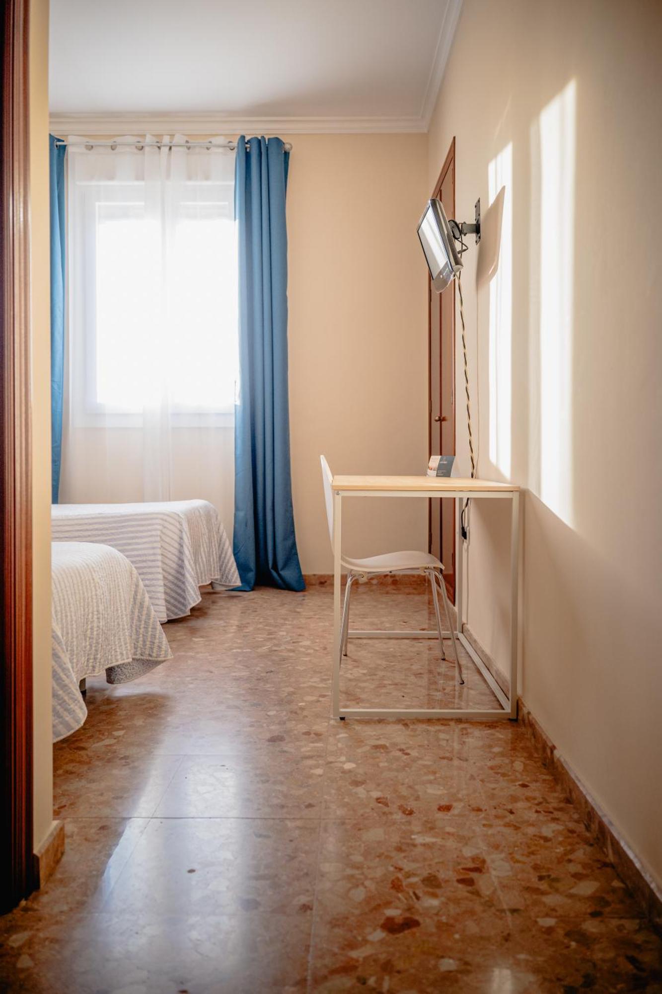 Hotel Chamizo El Arahal Εξωτερικό φωτογραφία